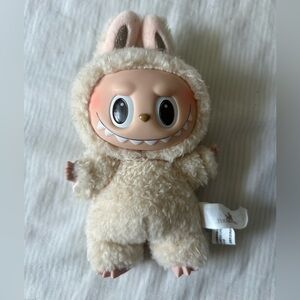 Authentic POP MART Labubu
Exciting Macaron Plush Pendant Soymilk